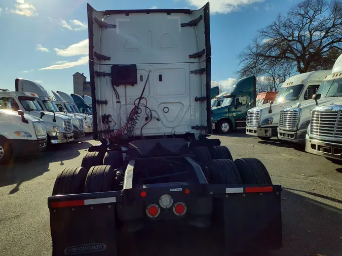 2019 FREIGHTLINER/MERCEDES NEW CASCADIA PX12664