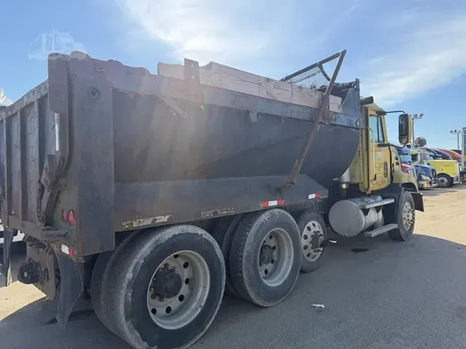2001 MACK VISION CX613