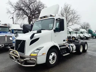 2019 VOLVO VNL