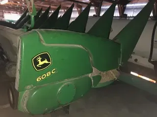 2011 John Deere 608C StalkMaster