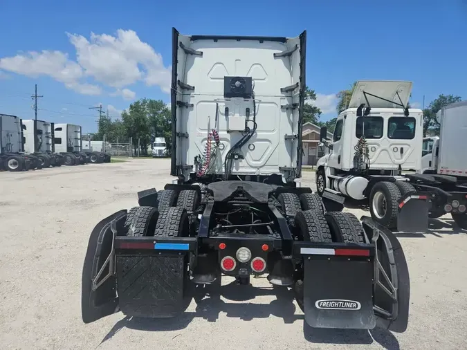 2020 FREIGHTLINER NEW CASCADIA PX12664