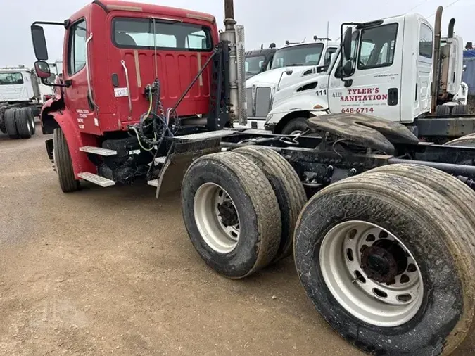 2009 FREIGHTLINER BUSINESS CLASS M2 112