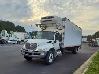 2020 NAVISTAR INTERNATIONAL MV607 (4X2)