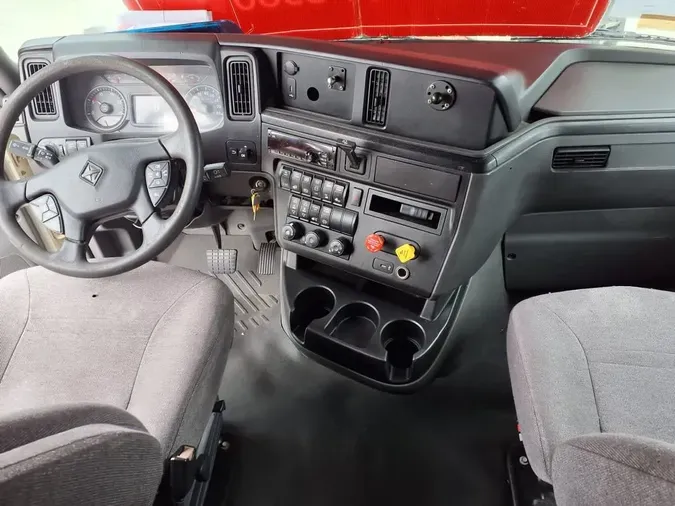 2019 NAVISTAR INTERNATIONAL LT625 SLPR CAB