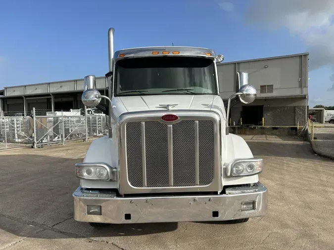 2021 Peterbilt 567