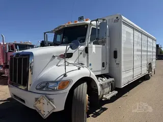 2011 PETERBILT 337