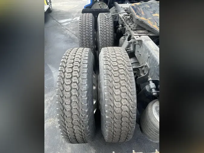 2022 International LT625