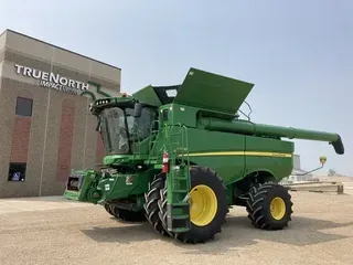 2019 John Deere S780