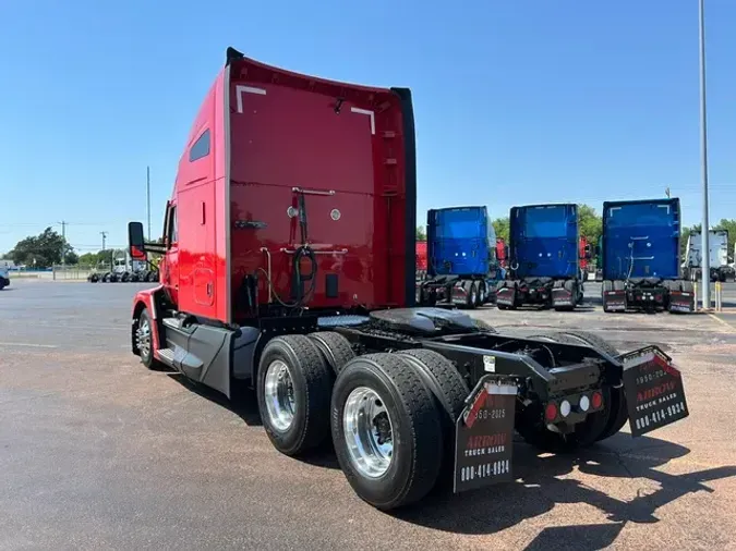 2022 KENWORTH T680