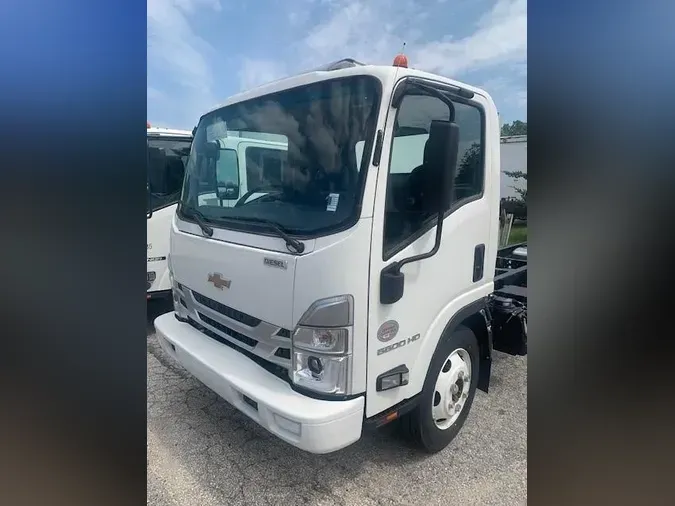 2023 Chevrolet W-5500