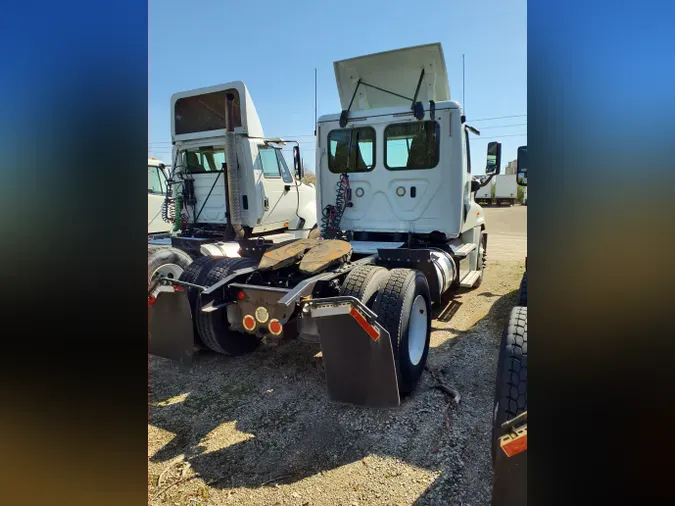 2018 FREIGHTLINER/MERCEDES CASCADIA 125