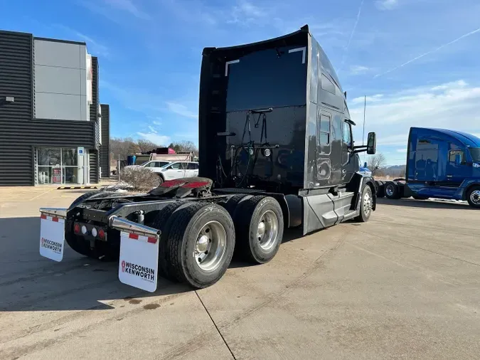 2022 Kenworth T680