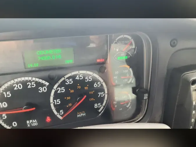 2019 FREIGHTLINER/MERCEDES M2 106