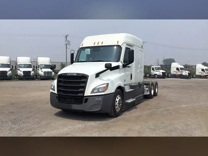 2022 Freightliner Cascadia 1260bb7d93dd171de1feb13e9ed9923f10a