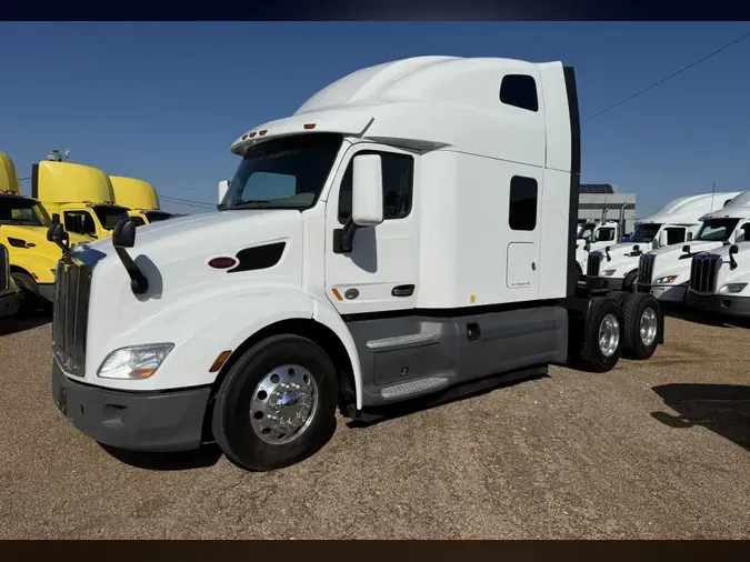 2021 Peterbilt 579