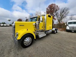 2019 Kenworth W900