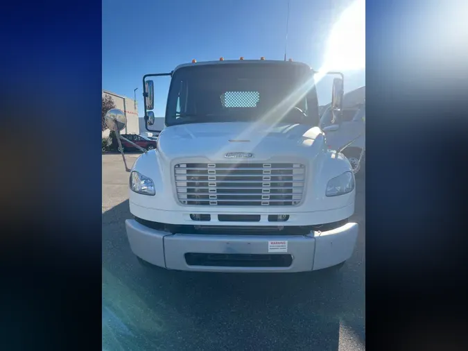2019 FREIGHTLINER/MERCEDES M2 106