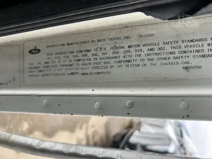 2005 MACK GRANITE CT713