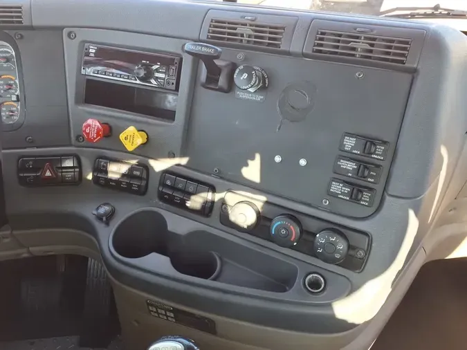 2020 FREIGHTLINER/MERCEDES CASCADIA 125