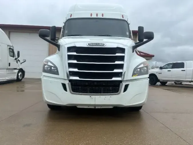 2020 Freightliner New Cascadia 126