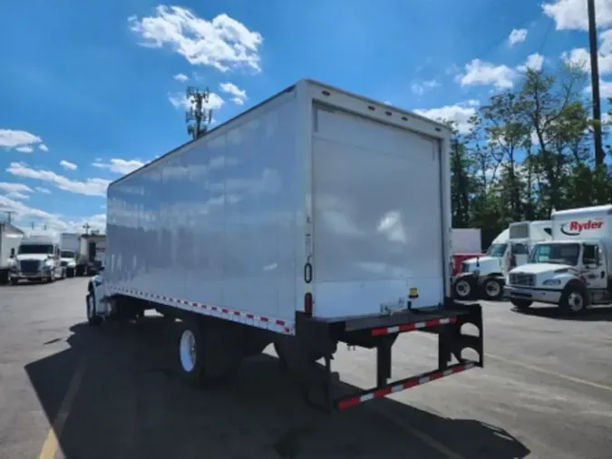 2016 FREIGHTLINER M2 106