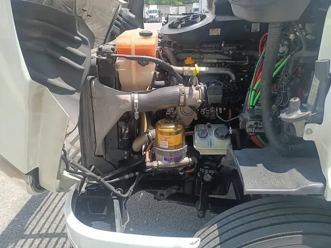 2018 FREIGHTLINER CASCADIA 113