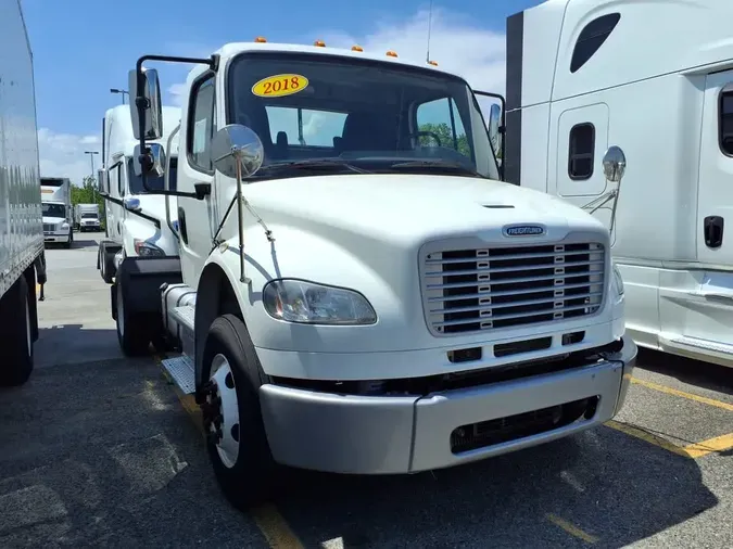2018 FREIGHTLINER/MERCEDES M2 106