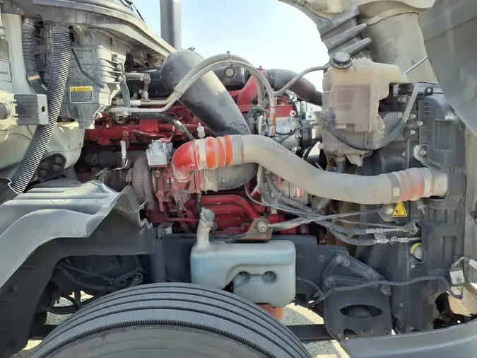 2019 NAVISTAR INTERNATIONAL LT625 DAYCAB T/A0bd0b6dbe01d0f73bddc39e2b06e949f