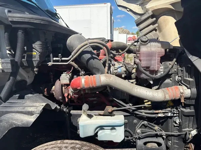 2019 NAVISTAR INTERNATIONAL LT625 DAYCAB T/A0bd389303e0b5df6cf91650d439ab88f