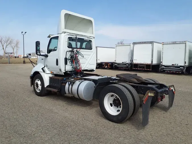 2019 NAVISTAR INTERNATIONAL RH613 DAYCAB S/A