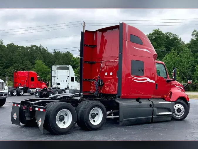 2023 INT LT625 6X4