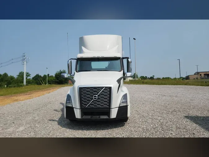 2019 Volvo VNL300