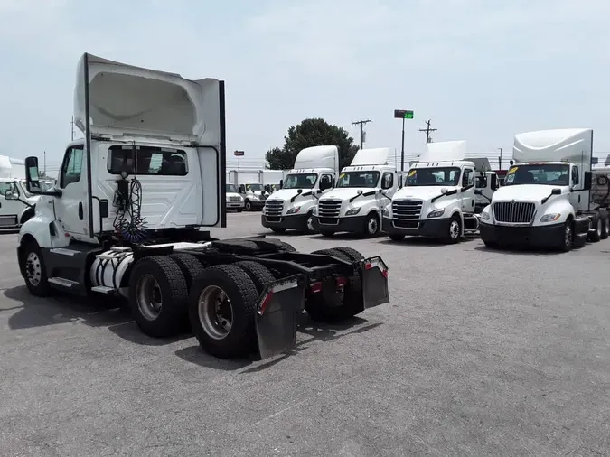 2020 NAVISTAR INTERNATIONAL LT625 DAYCAB T/A
