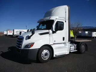 2020 FREIGHTLINER/MERCEDES NEW CASCADIA 126