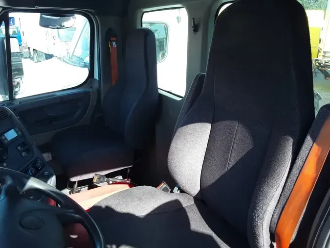 2018 FREIGHTLINER CASCADIA 125