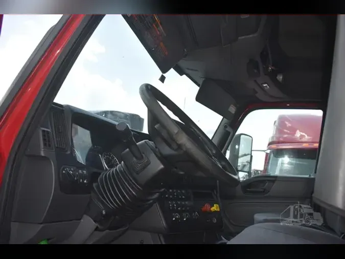 2020 INTERNATIONAL LT