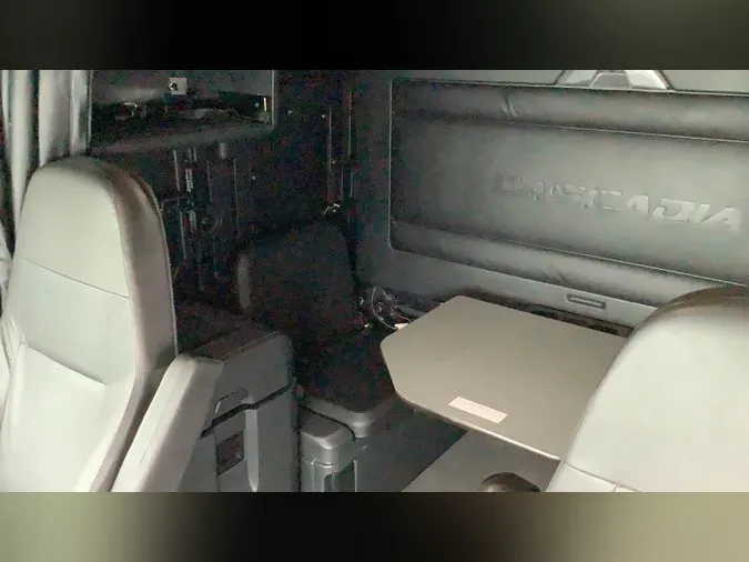 2023 Freightliner Cascadia 1260be6324239381b4ff20f5aafac50235c