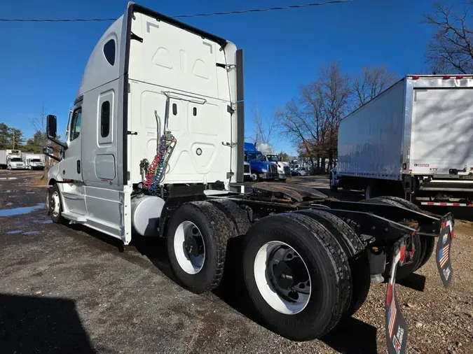 2021 FREIGHTLINER/MERCEDES NEW CASCADIA PX126640be89a6a05d87d074a3a48263fbeb980