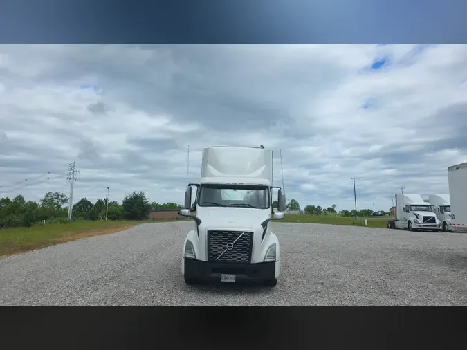 2018 Volvo VNL300