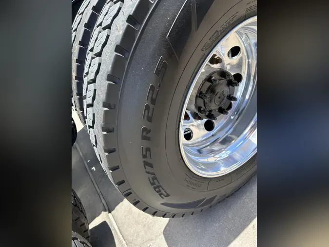 2021 Peterbilt 579