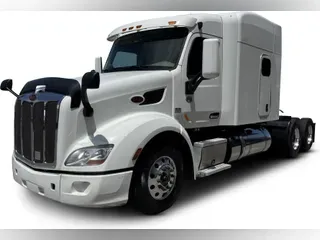 2022 Peterbilt 579