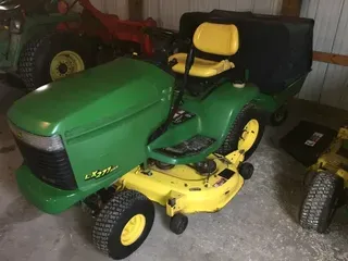2000 John Deere LX277