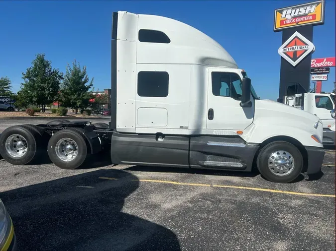 2018 International LT625