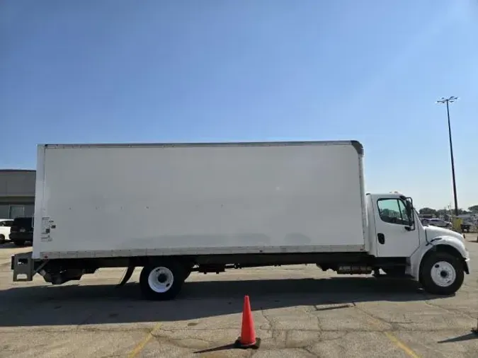 2022 Freightliner Business Class M2 106
