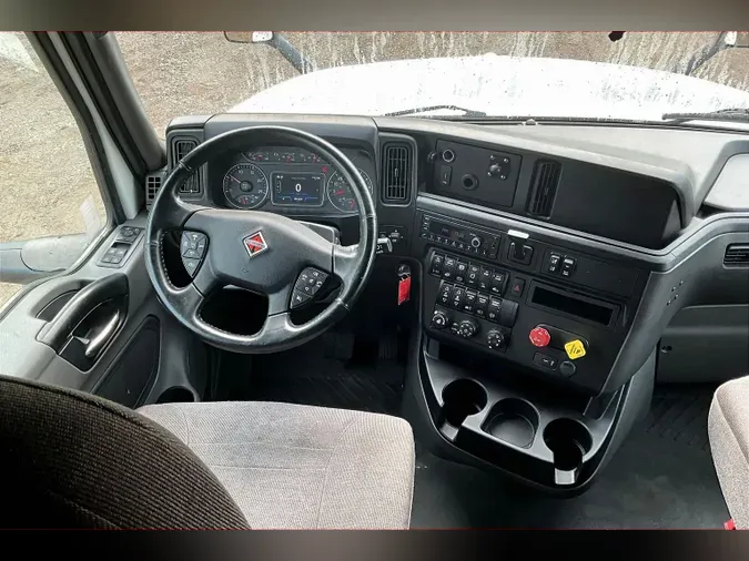 2021 INT LT625 6x4