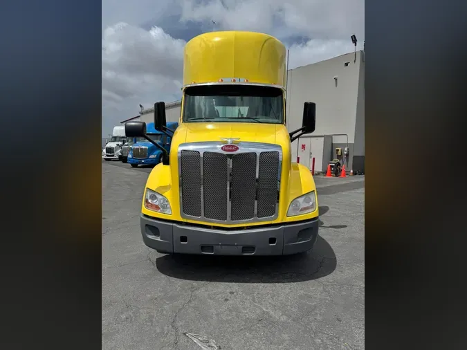 2021 Peterbilt 579