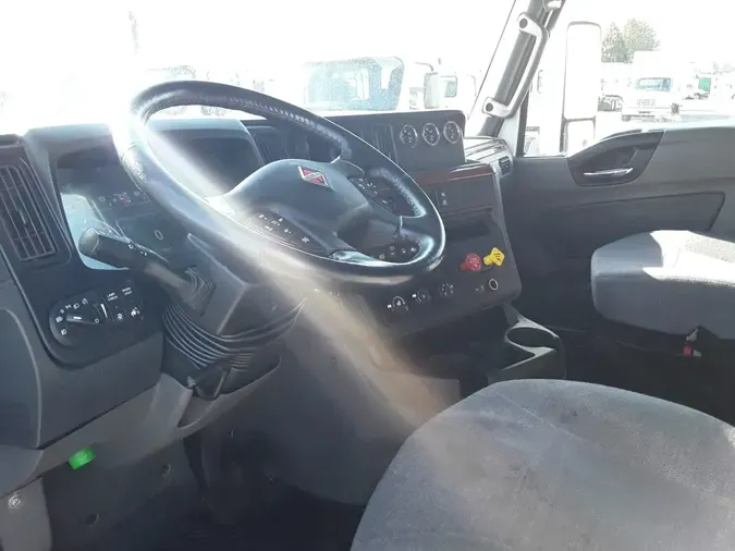 2020 NAVISTAR INTERNATIONAL LT625 SLPR CAB