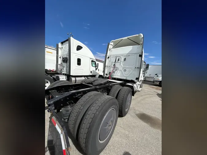 2020 FREIGHTLINER/MERCEDES NEW CASCADIA 116