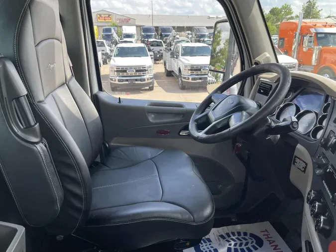 2022 Peterbilt 567