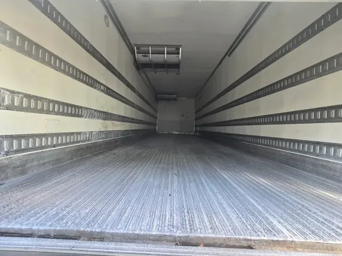2018 FREIGHTLINER M2 106